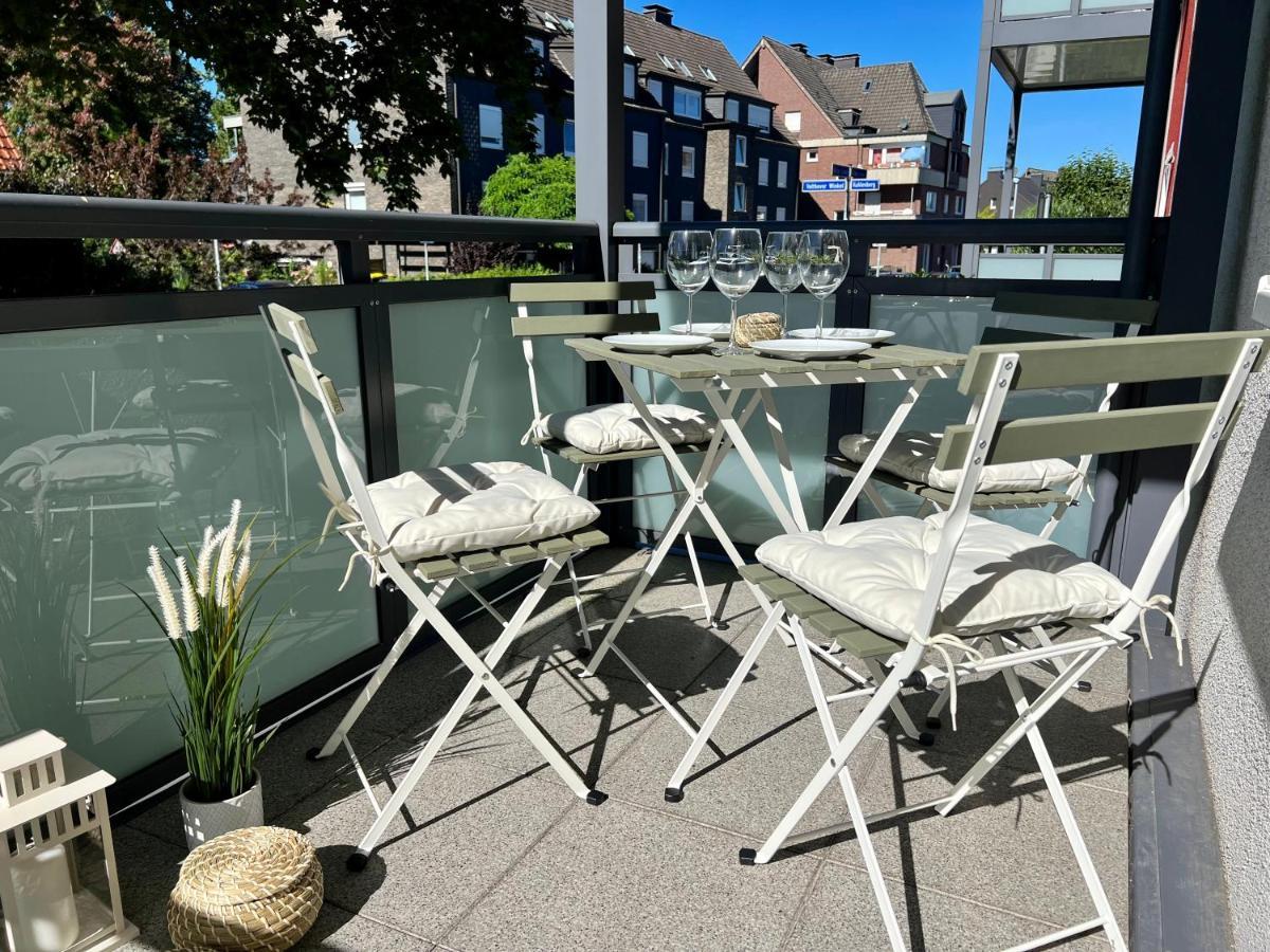 Appartement Design Mit Balkon - Kueche - Netflix